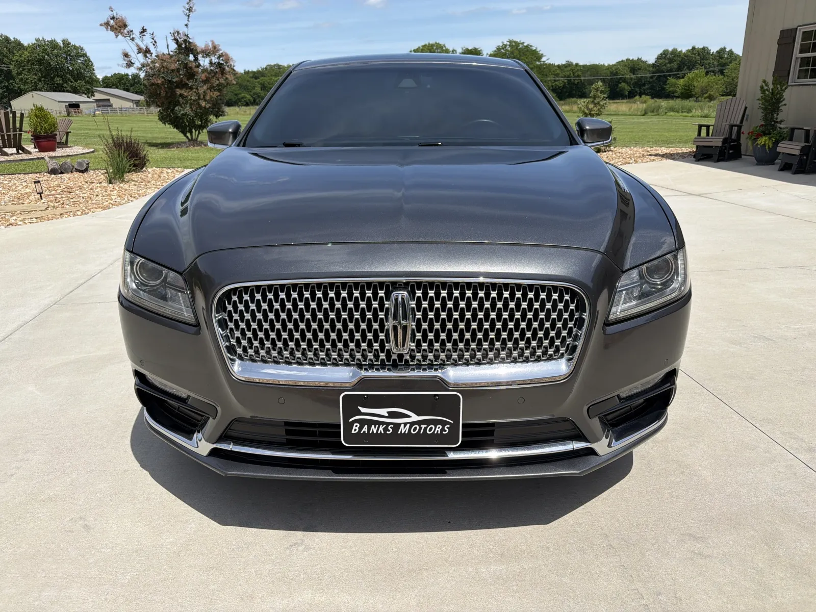 Lincoln Continental photo 8