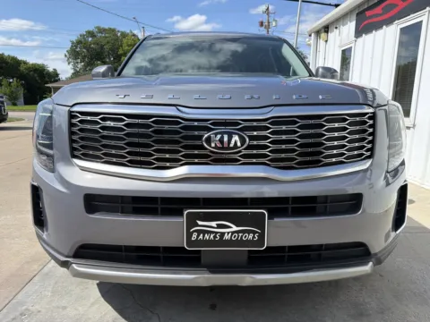 More photos of 2021 Kia Telluride S Sport Utility 4D at Banks Motors LLC, MO