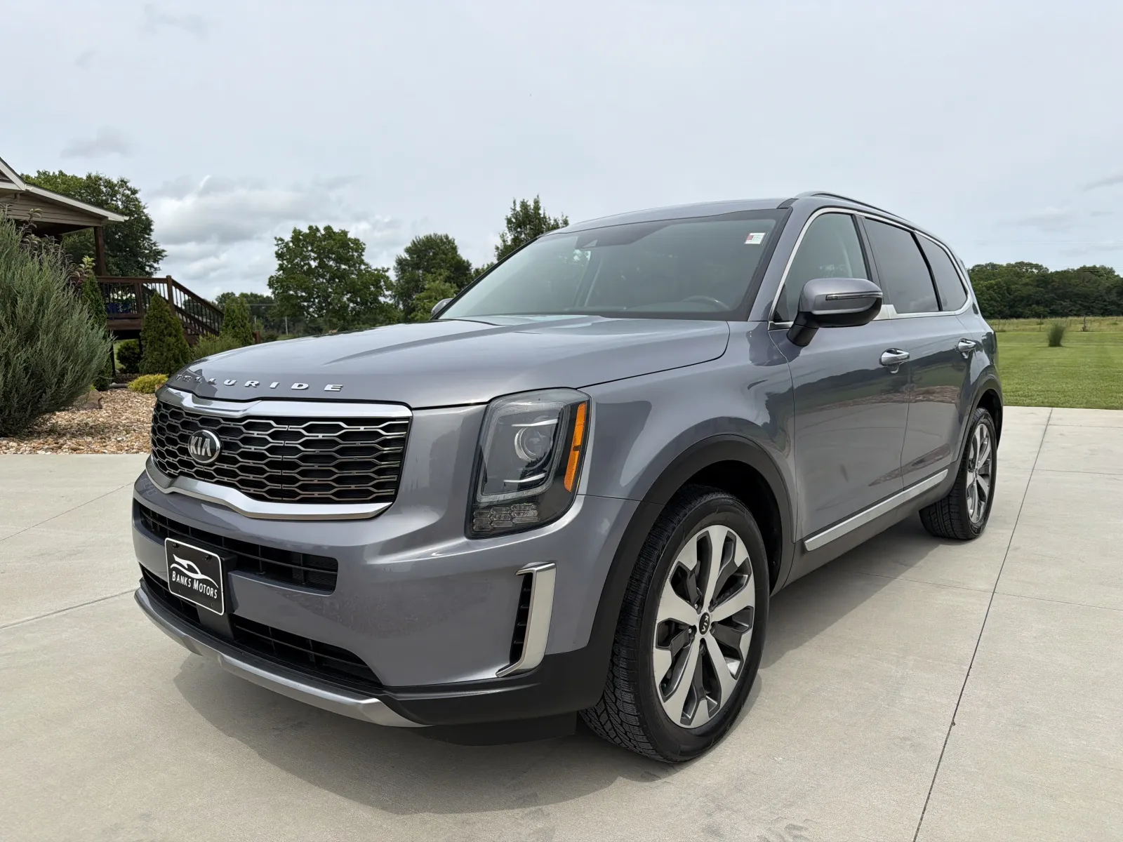 Gray 2021 Kia Telluride S Sport Utility 4D for sale in Clinton, MO