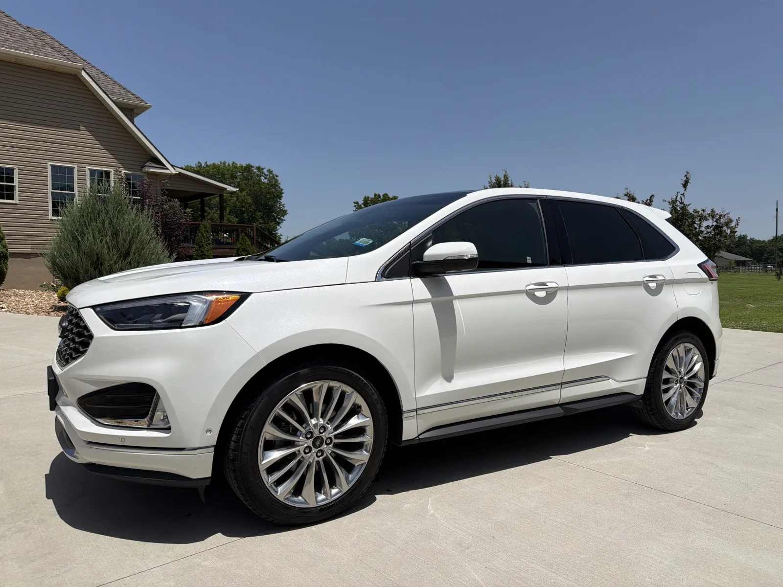 White 2020 Ford Edge Titanium Sport Utility 4D for sale in Clinton, MO