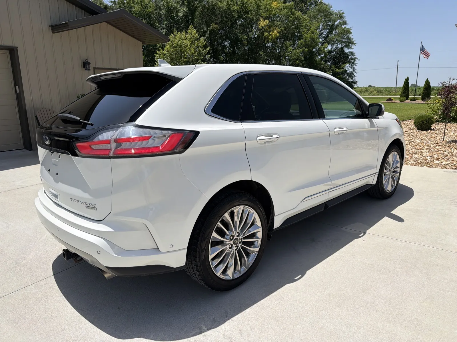More photos of 2020 Ford Edge Titanium Sport Utility 4D at Banks Motors LLC, MO