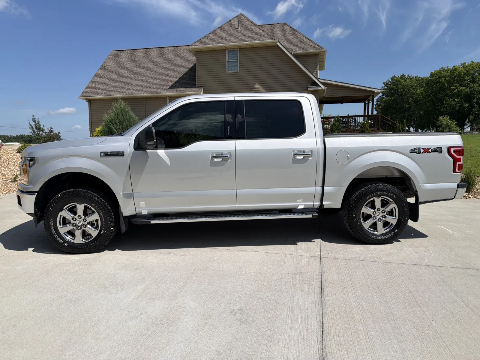 Photos of 2019 Ford F-150 XLT for sale in Clinton, MO at Banks Motors LLC