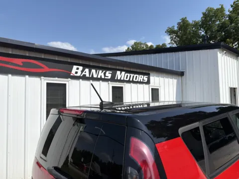 More photos of 2017 Kia Soul + Wagon 4D at Banks Motors LLC, MO