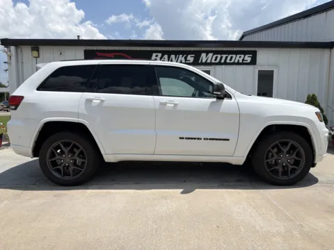White 2021 Jeep Grand Cherokee 80th Edition Sport Utility 4D for sale in Clinton, MO