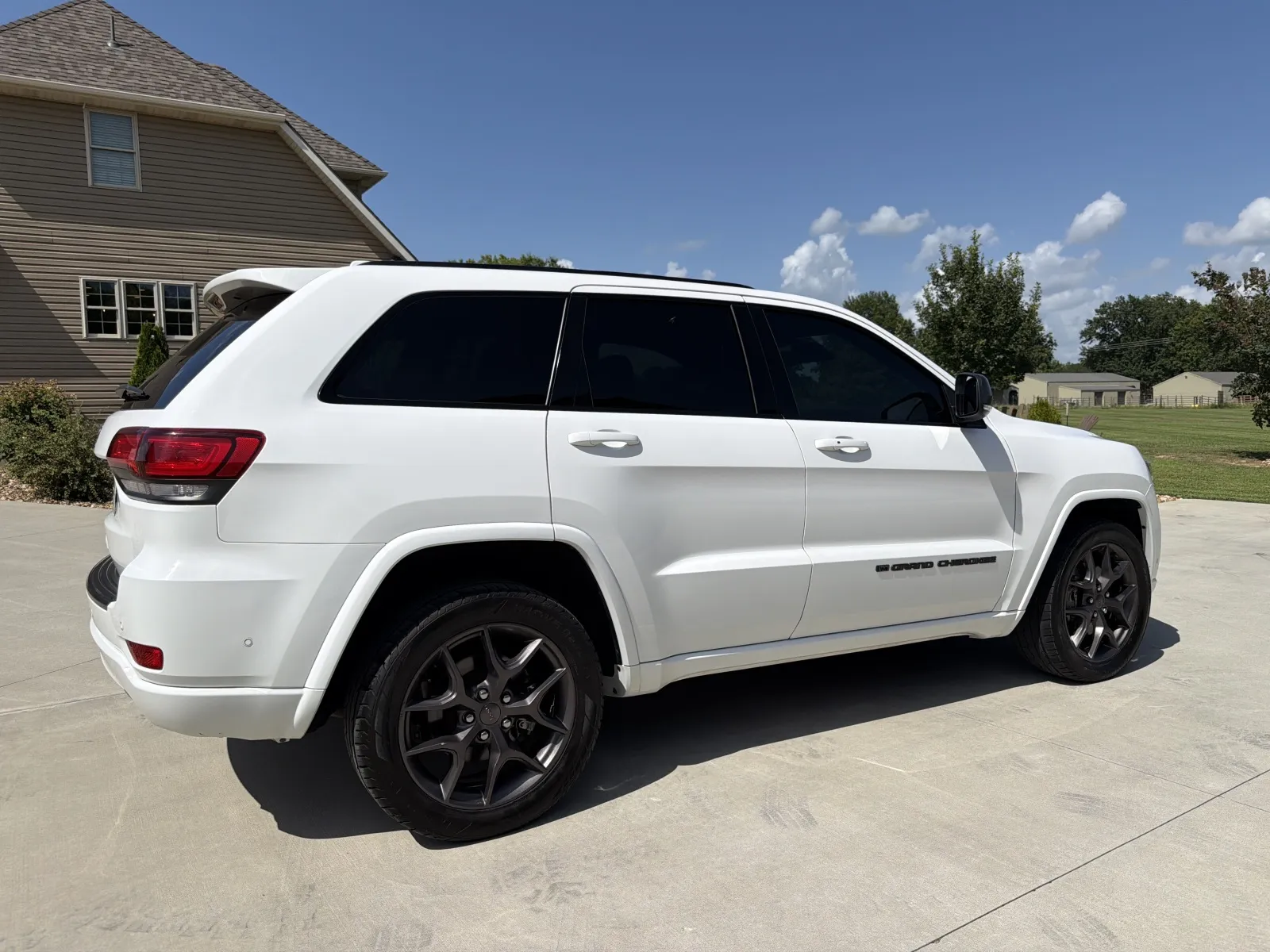 More photos of 2021 Jeep Grand Cherokee 80th Edition Sport Utility 4D at Banks Motors LLC, MO