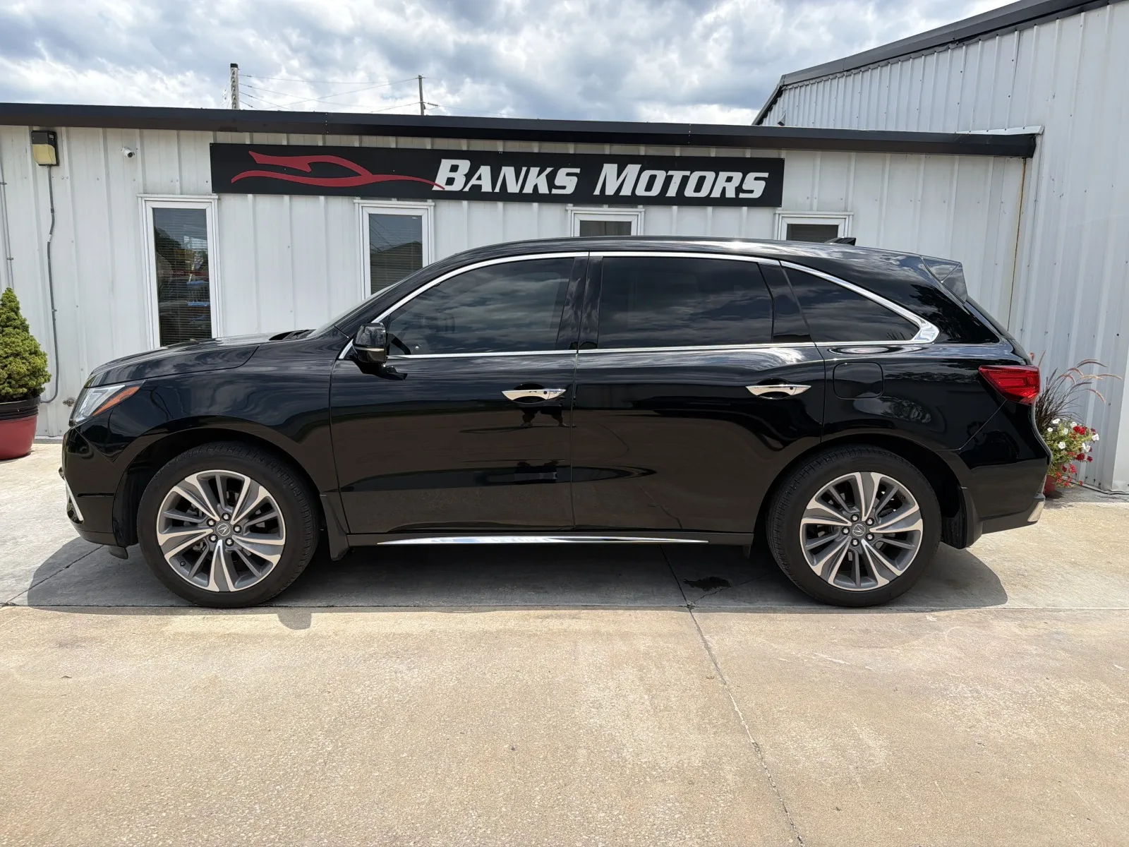 Black 2017 Acura MDX SH-AWD Sport Utility 4D for sale in Clinton, MO