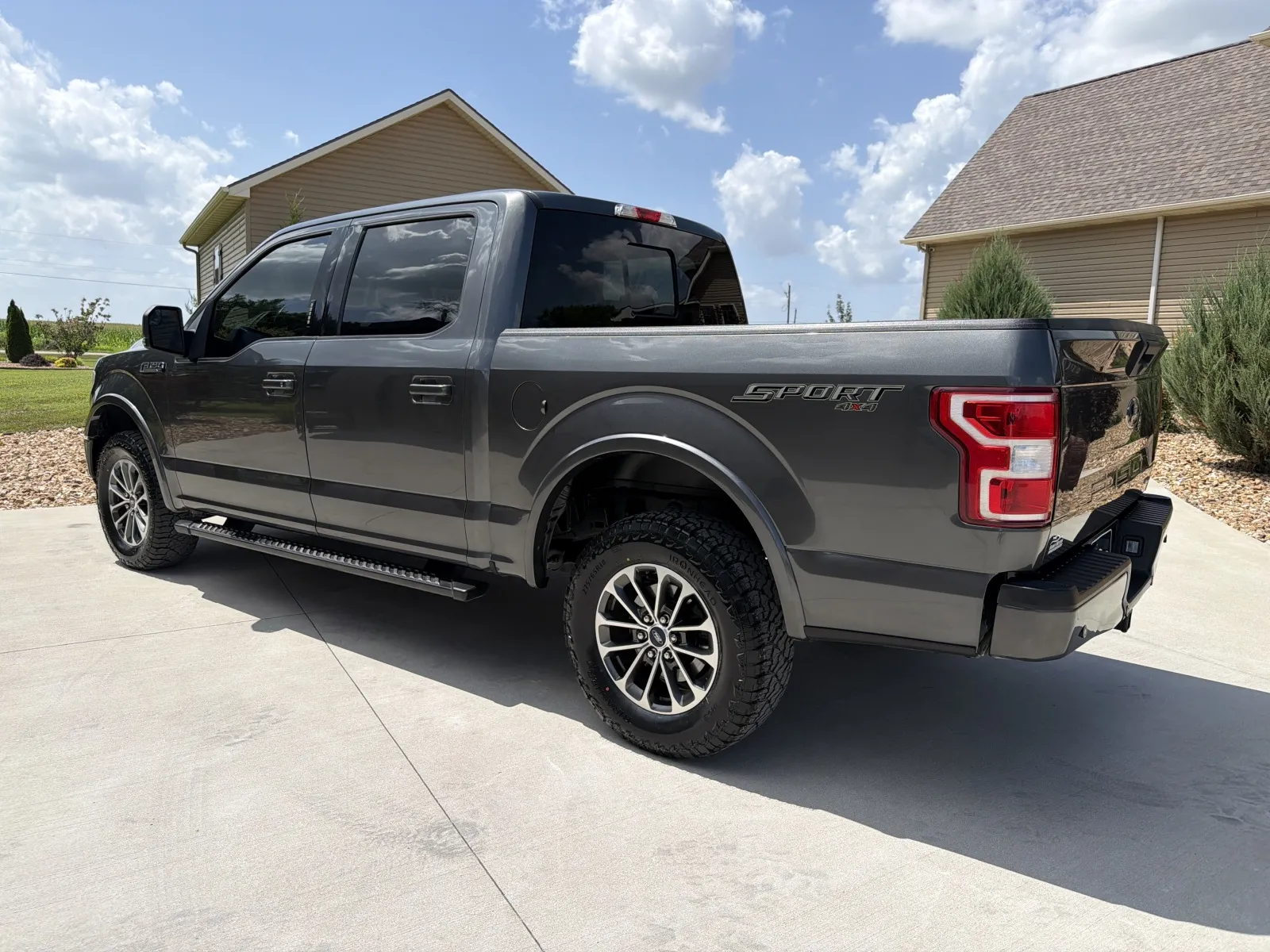 Photos of 2020 Ford F-150 SuperCrew Cab XLT Pickup 4D 5 1/2 ft for sale in Clinton, MO at Banks Motors LLC
