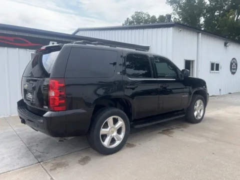 Another view of 2009 Chevrolet Tahoe LT Sport Utility 4D for sale in Clinton, MO at Banks Motors LLC
