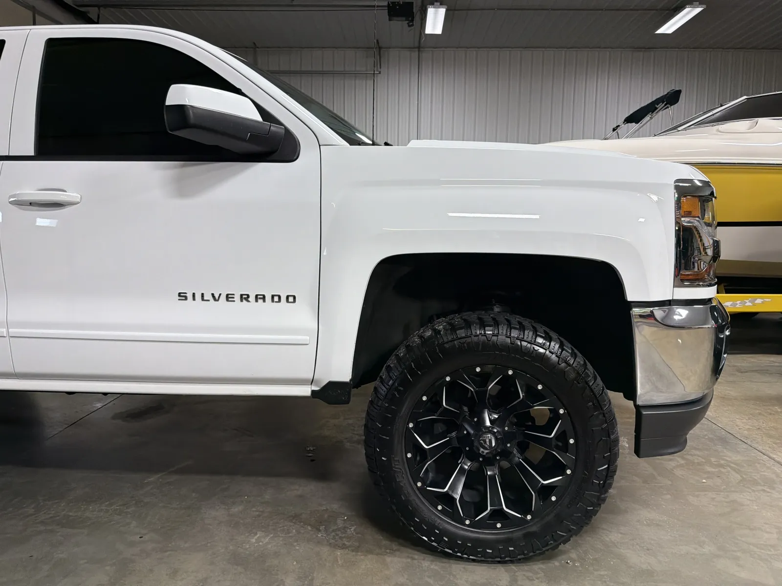 More photos of 2018 Chevrolet Silverado 1500 Crew Cab LT Pickup 4D 5 3/4 ft at Banks Motors LLC, MO