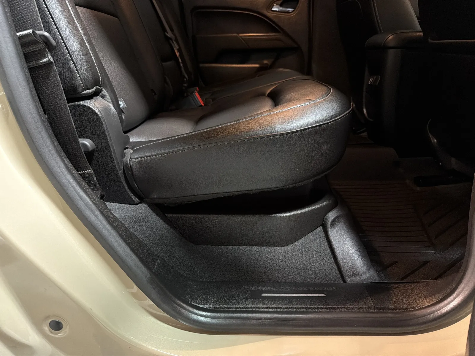 Chevrolet Colorado photo 21