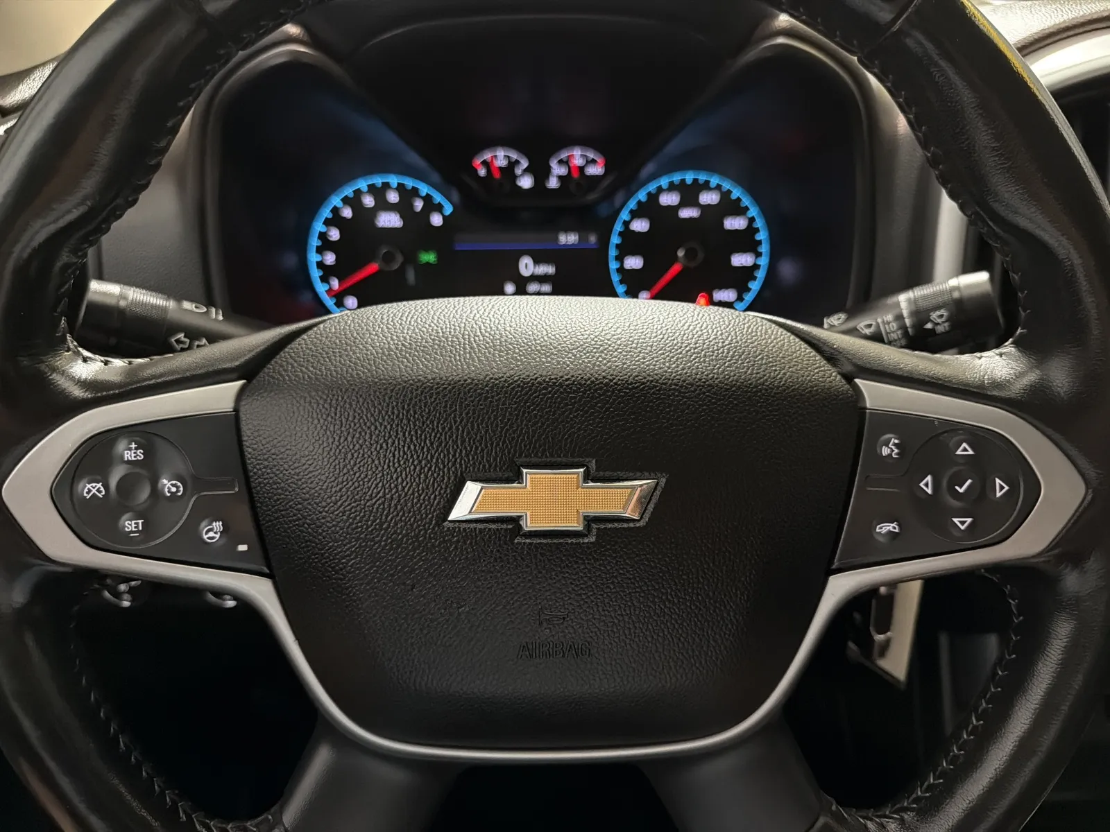 Chevrolet Colorado photo 18