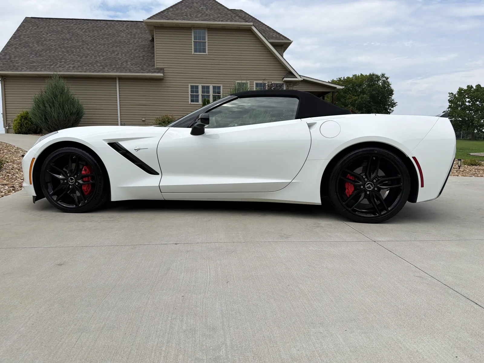 Another view of 2015 Chevrolet Corvette Stingray for sale in Clinton, MO at Banks Motors LLC