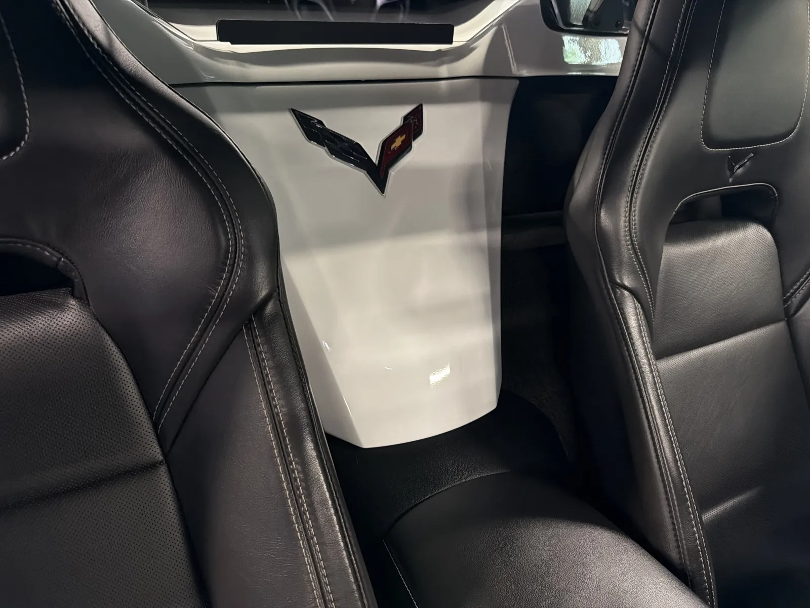 Chevrolet Corvette photo 23