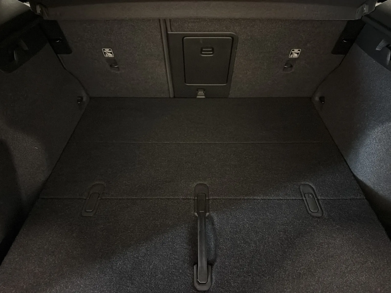 Volvo XC40 photo 24