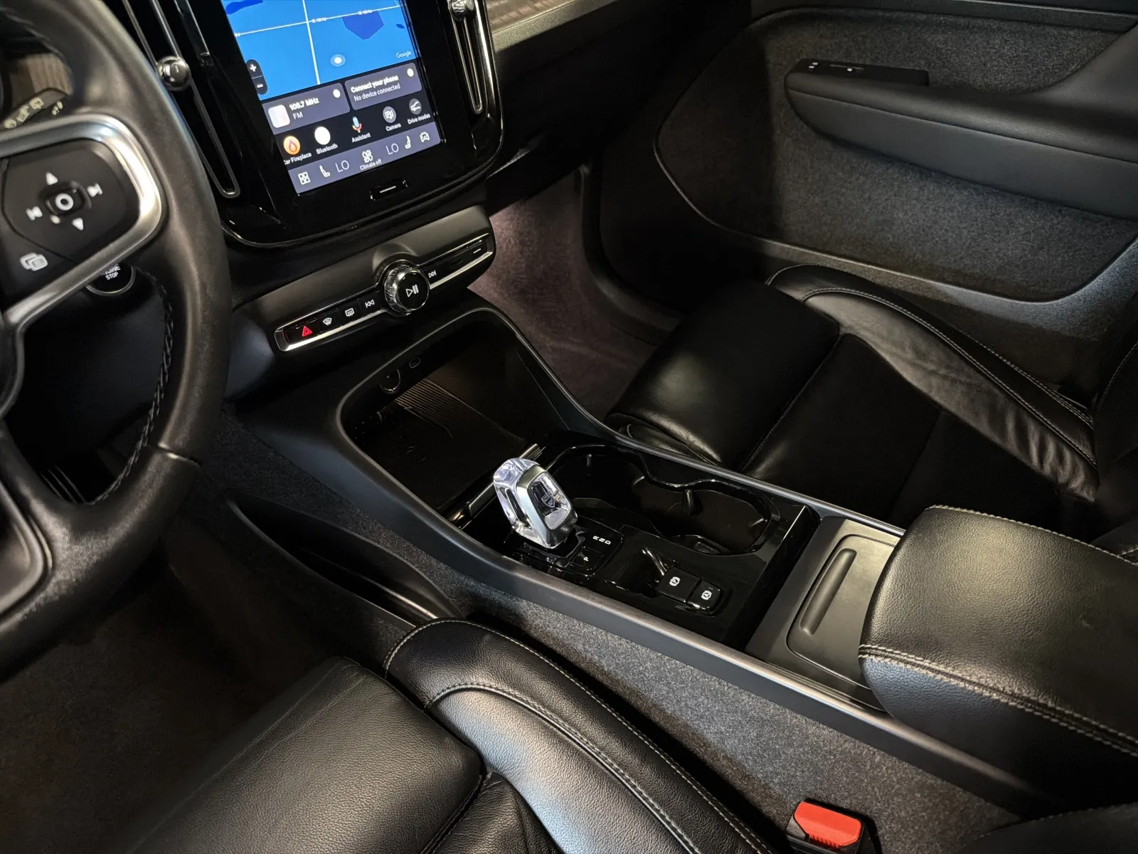 Volvo XC40 photo 43