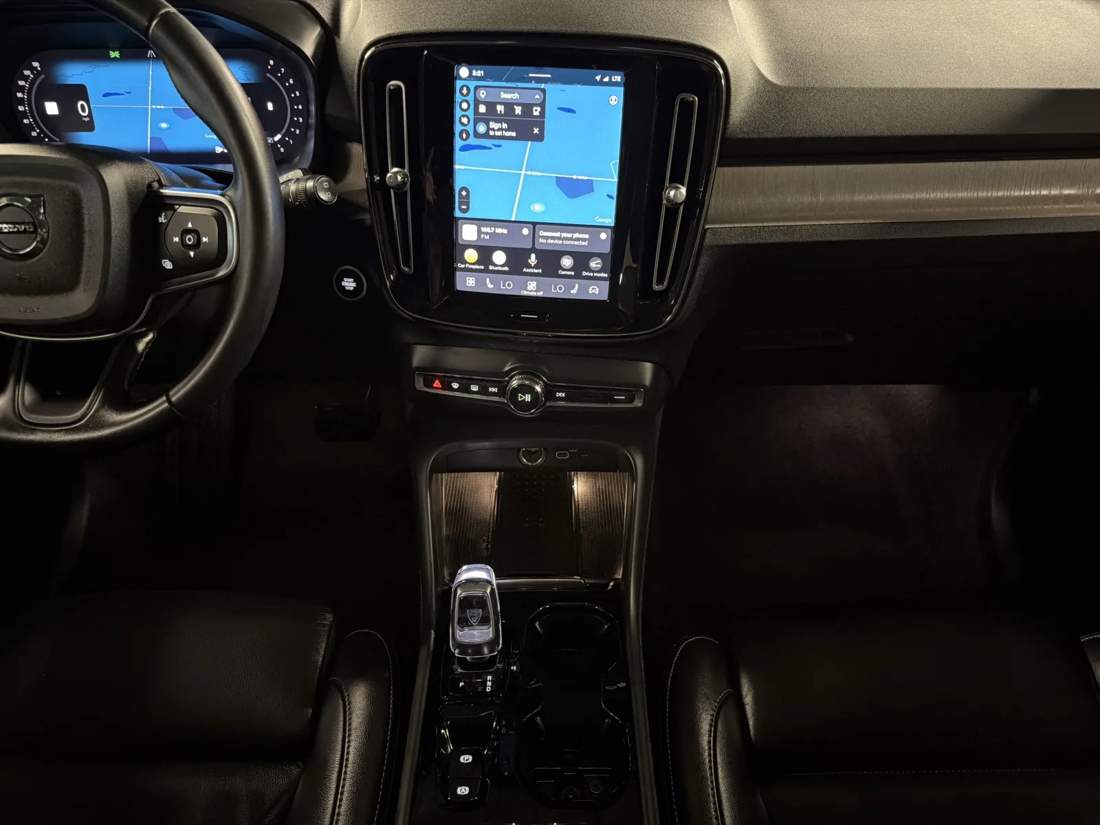 Volvo XC40 photo 46