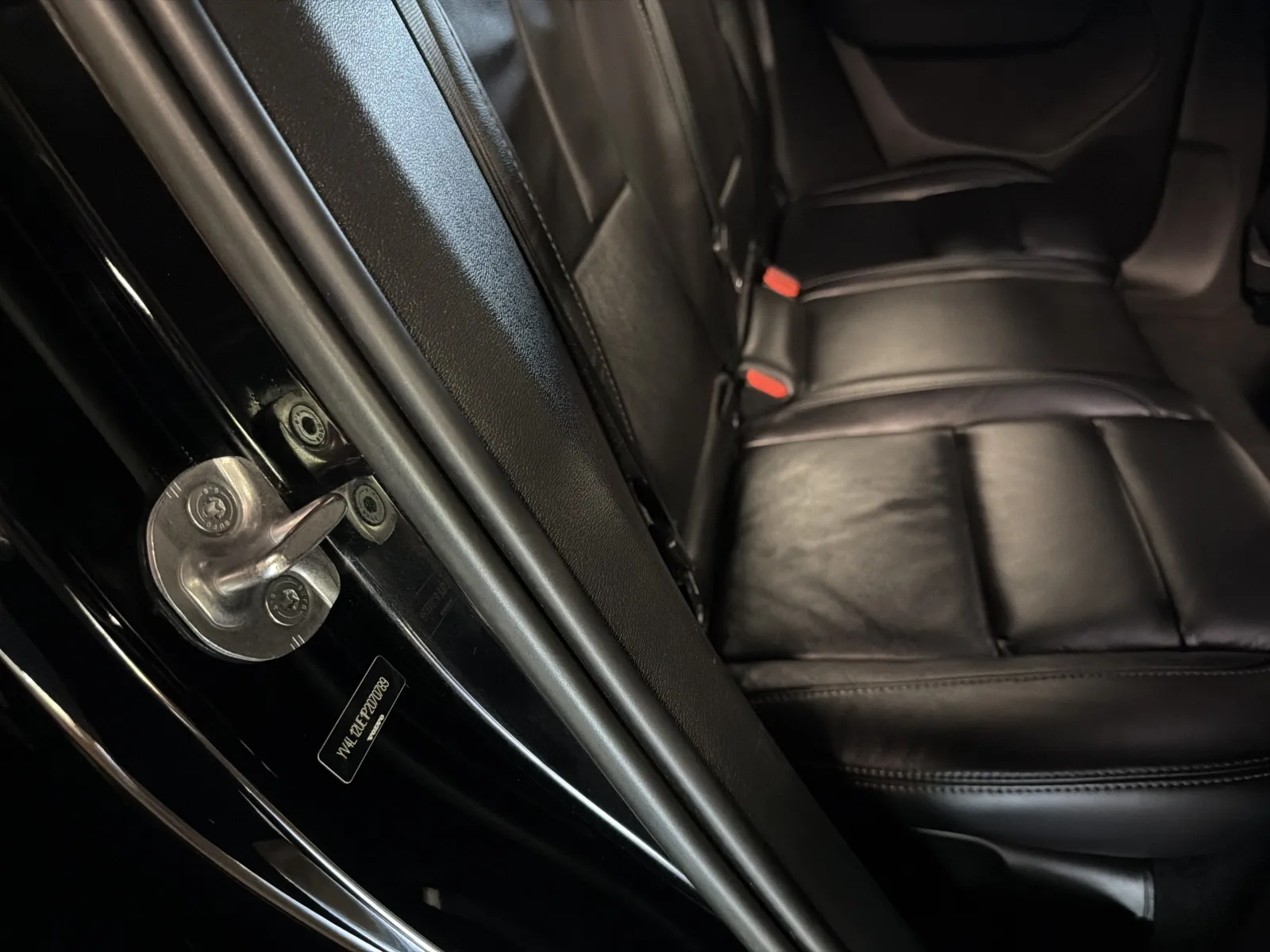 Volvo XC40 photo 35