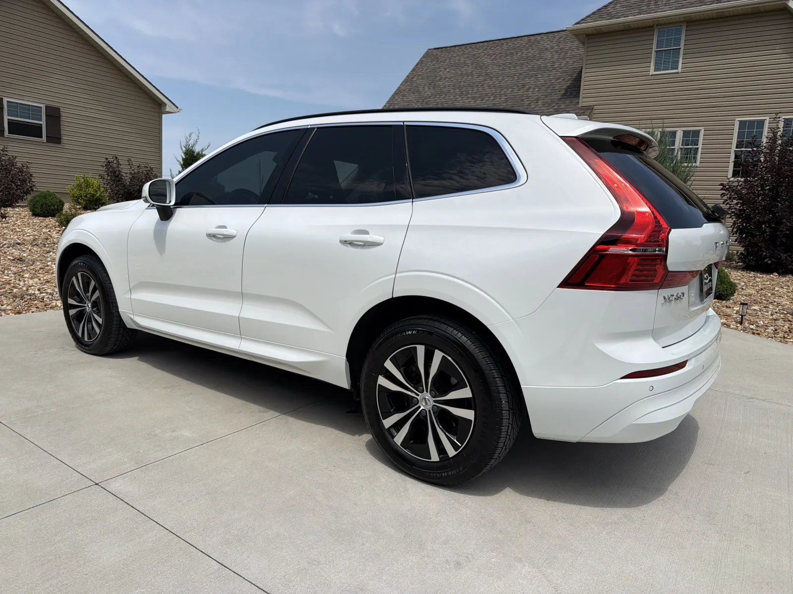 More photos of 2023 Volvo XC60 B5 Core Sport Utility 4D at Banks Motors LLC, MO