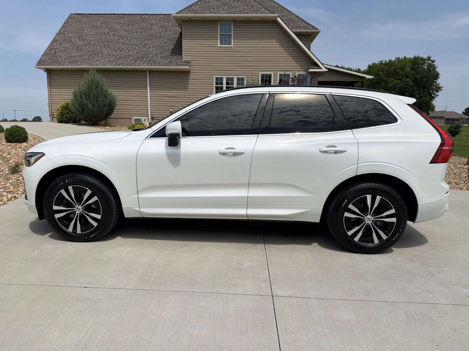 Another view of 2023 Volvo XC60 B5 Core Sport Utility 4D for sale in Clinton, MO at Banks Motors LLC