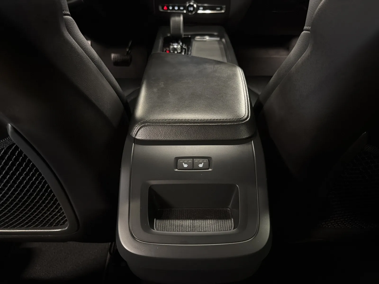 Volvo XC60 photo 45