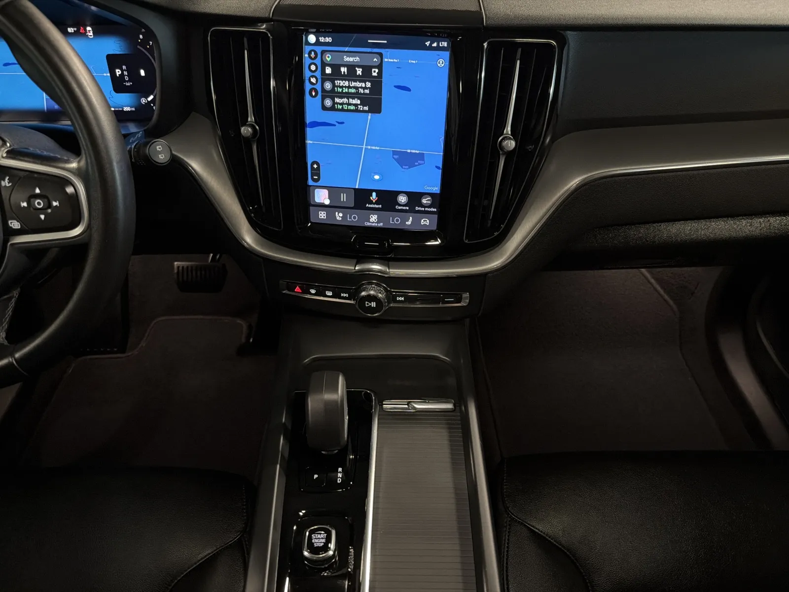 Volvo XC60 photo 16