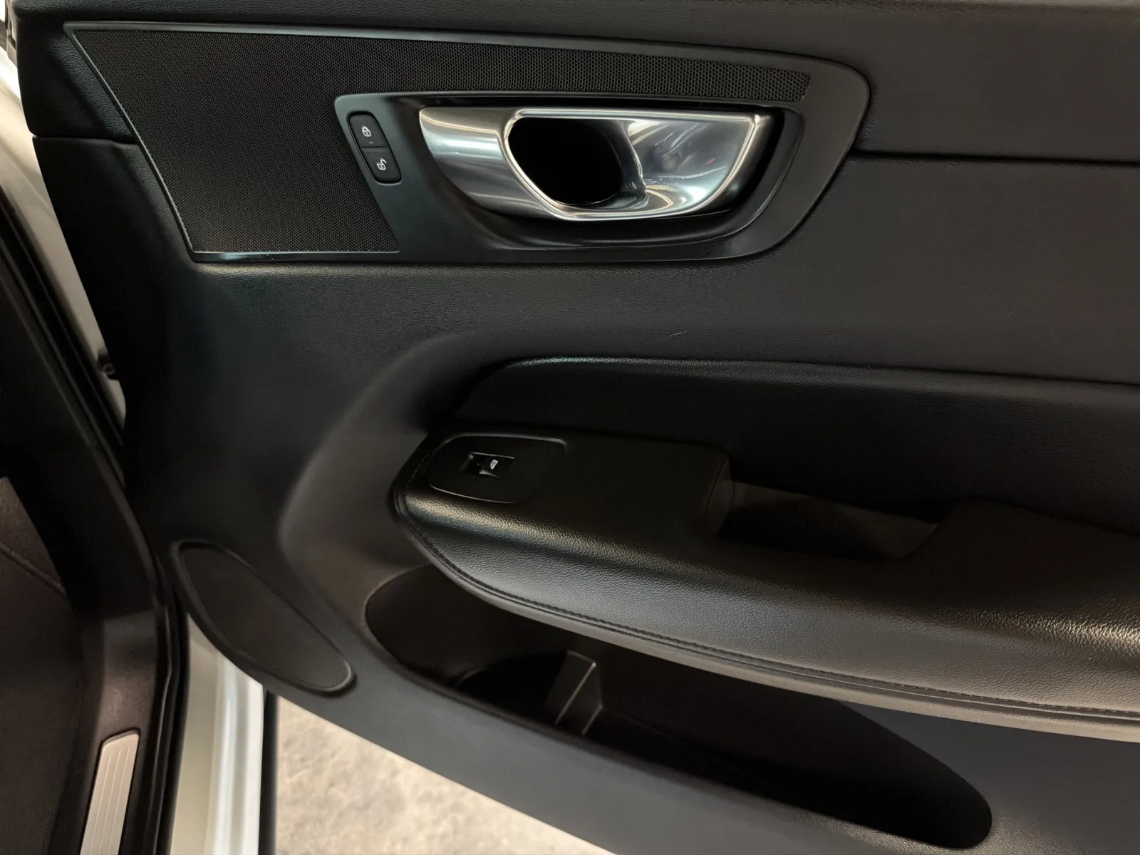 Volvo XC60 photo 39