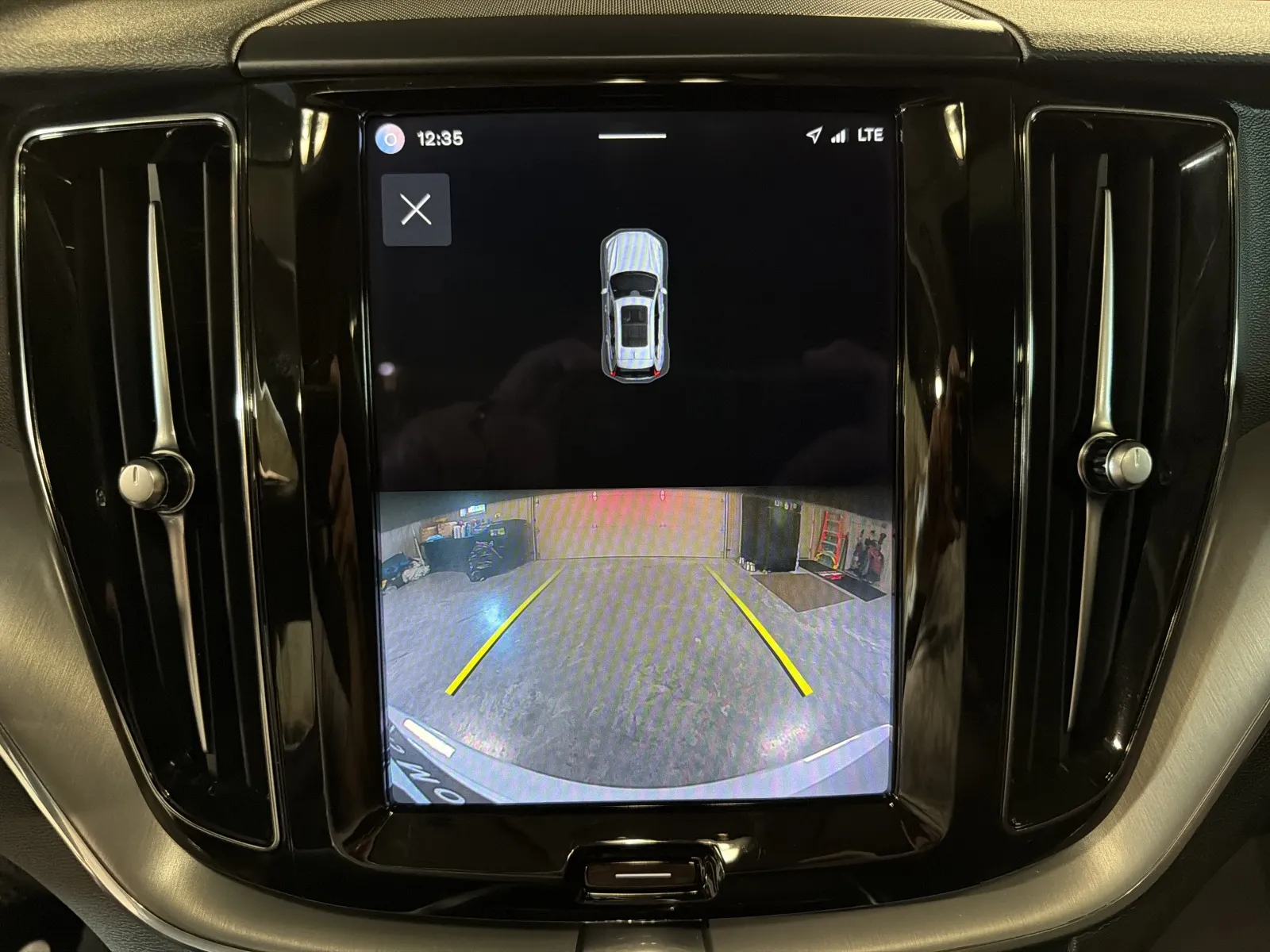 Volvo XC60 photo 22