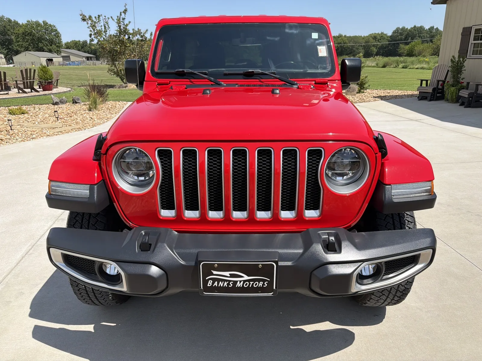 Jeep Wrangler photo 9