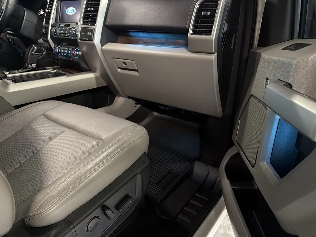 Ford F-150 photo 16