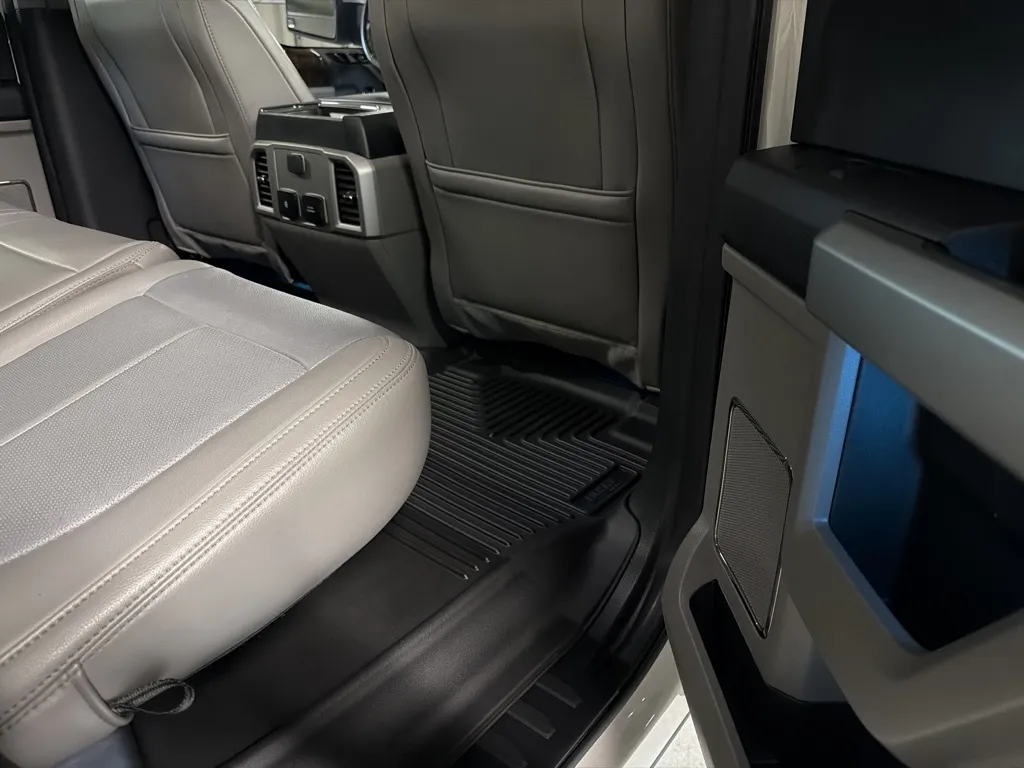 Ford F-150 photo 28