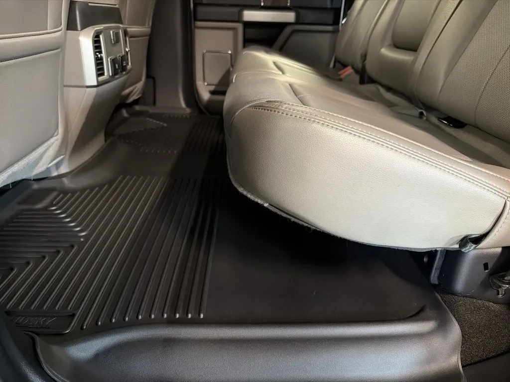 Ford F-150 photo 25