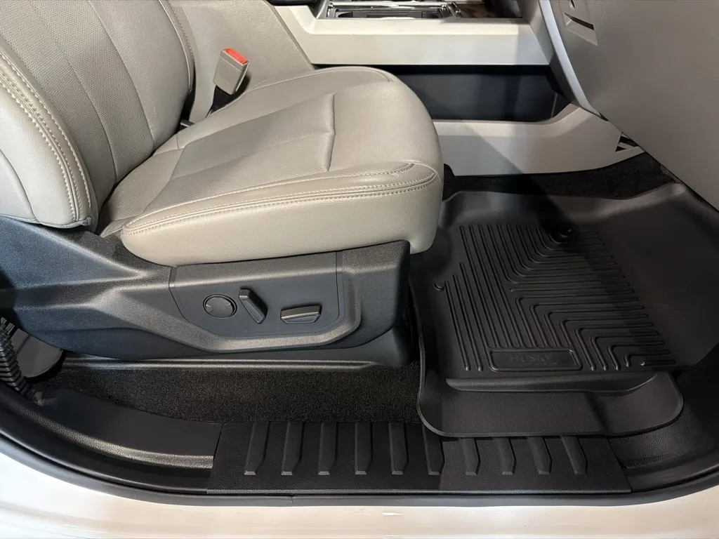 Ford F-150 photo 17