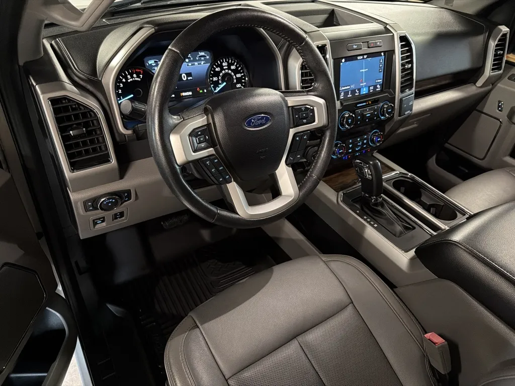 Ford F-150 photo 13