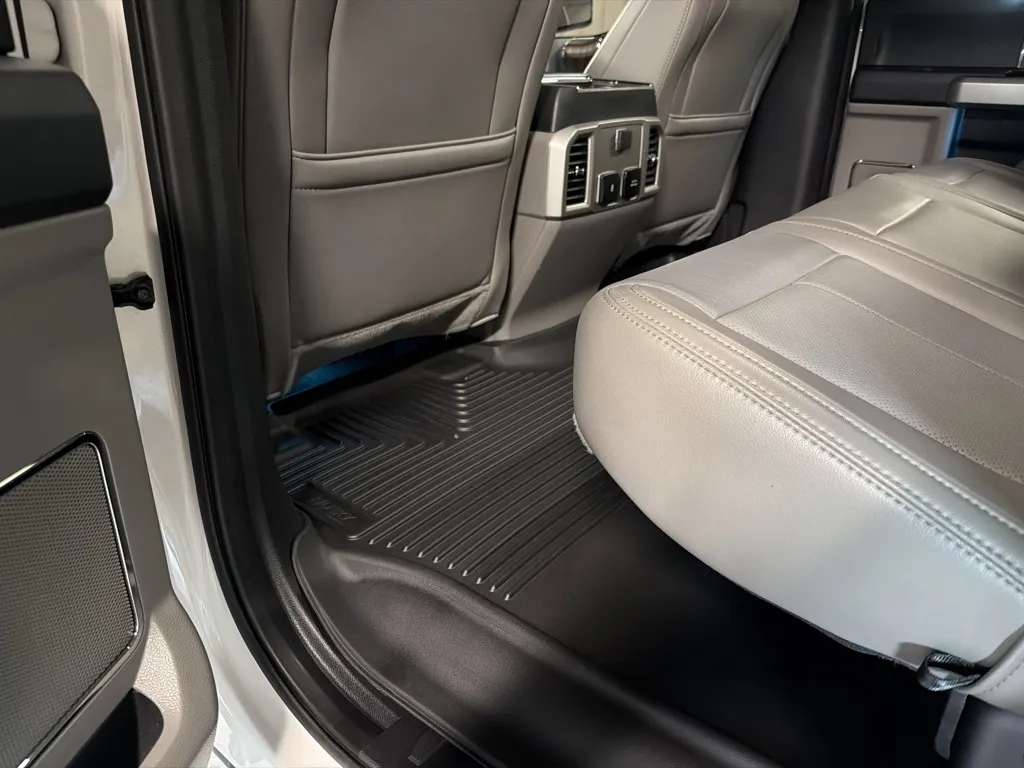 Ford F-150 photo 19