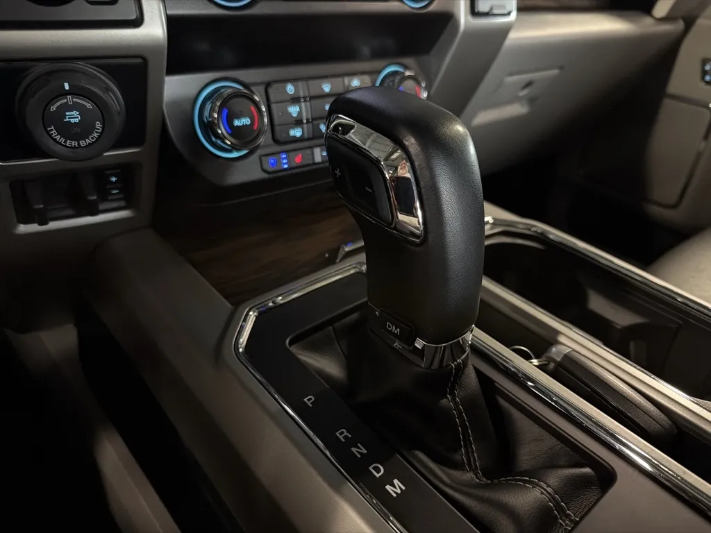 Ford F-150 photo 24