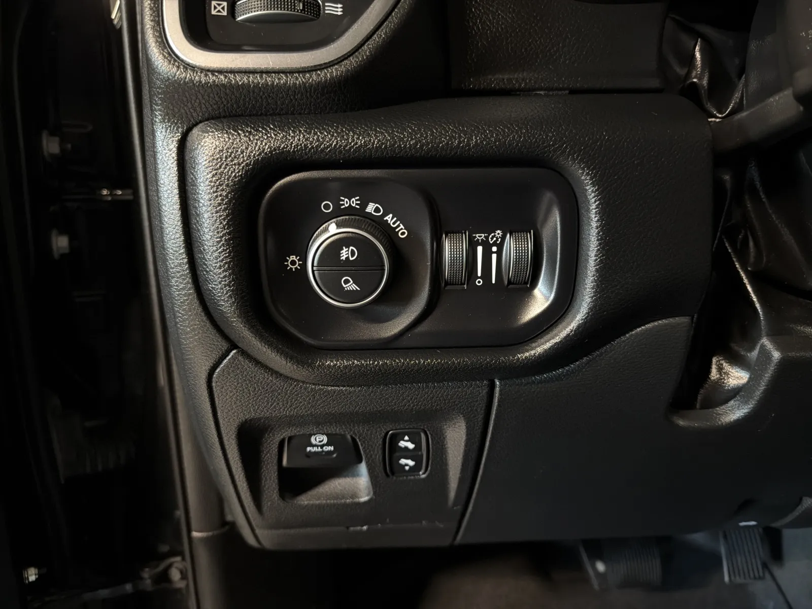 Ram 1500 photo 36