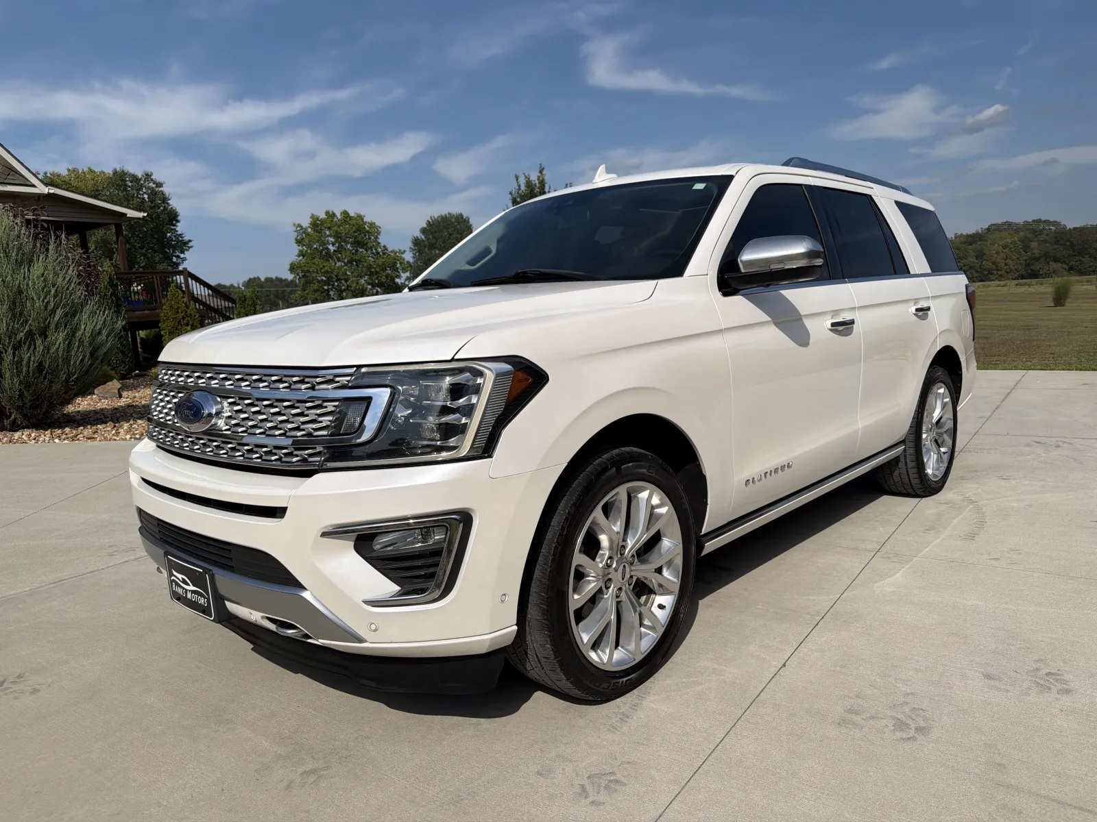 White 2018 Ford Expedition Platinum Sport Utility 4D for sale in Clinton, MO