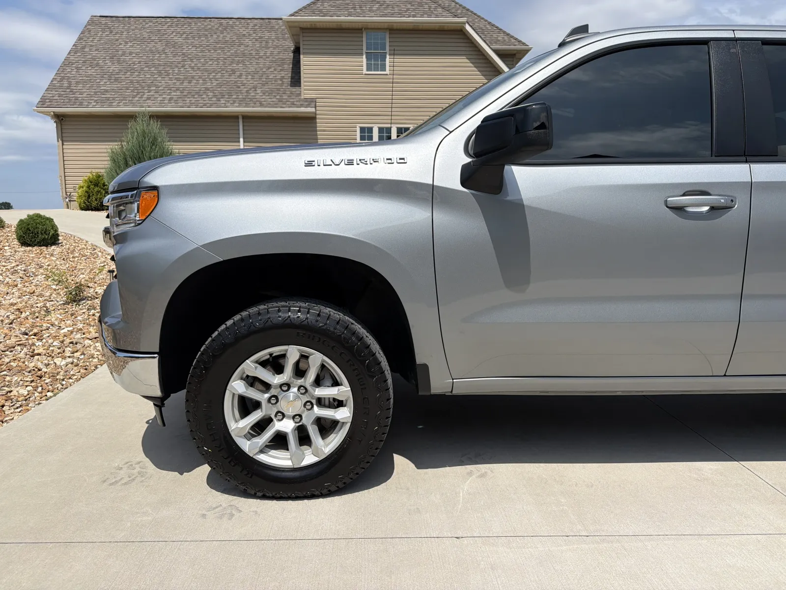 Chevrolet Silverado photo 59