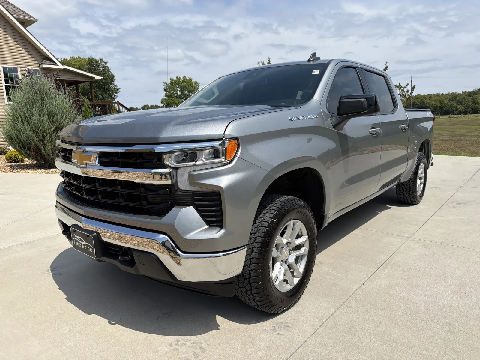 Chevrolet Silverado photo 61