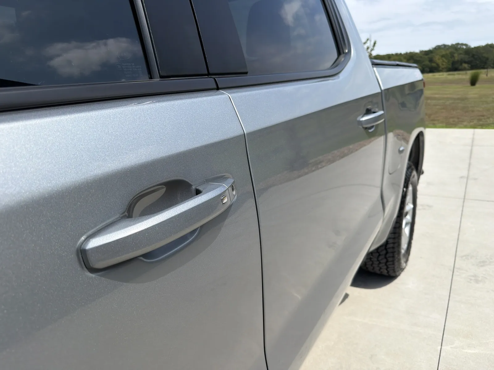 Chevrolet Silverado photo 65