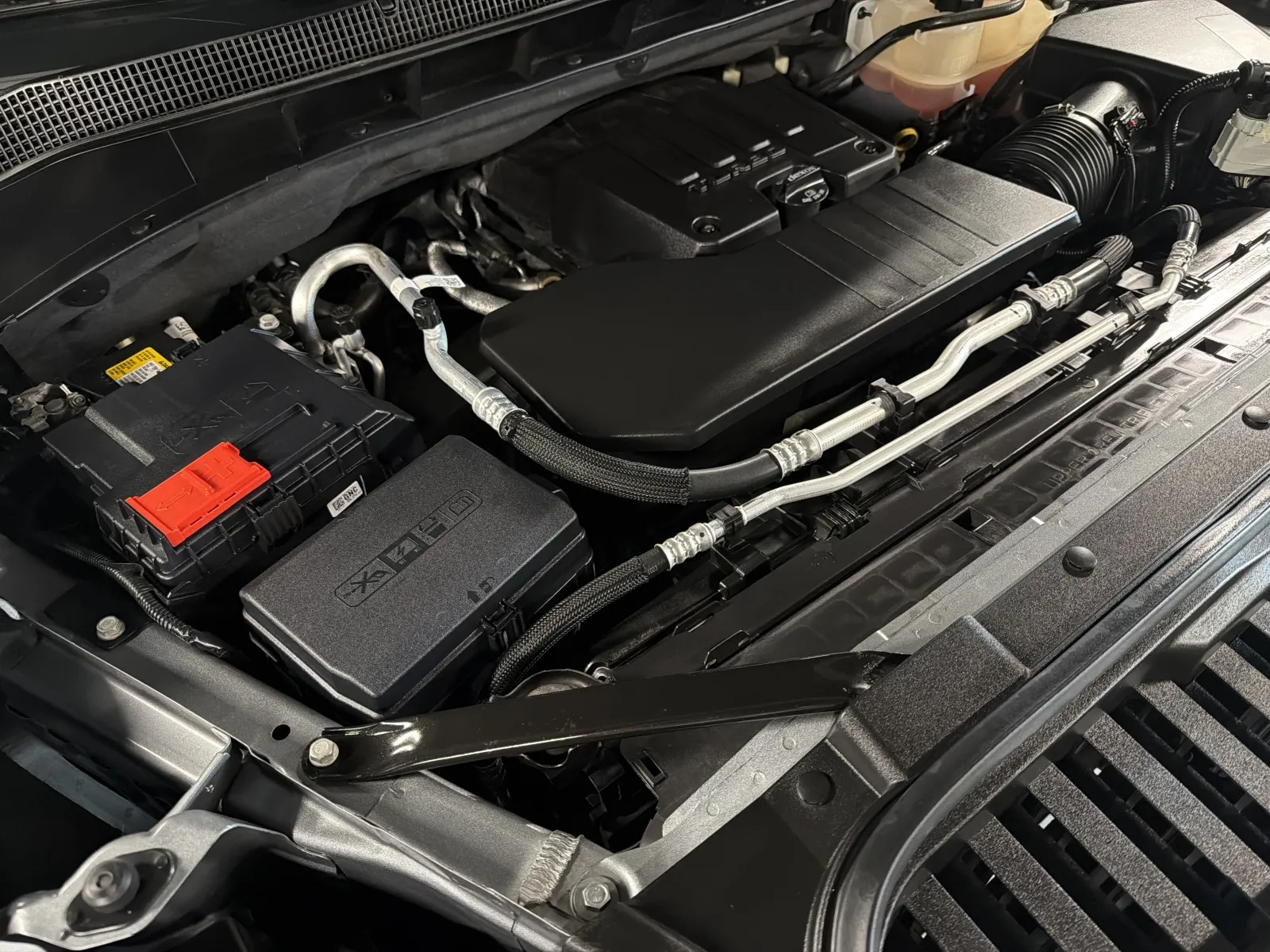 Chevrolet Silverado photo 26