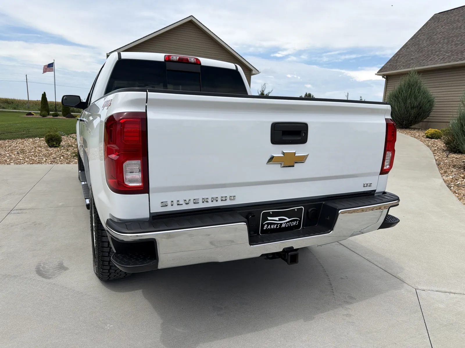More photos of 2018 Chevrolet Silverado 1500 Crew Cab LTZ Pickup 4D 5 3/4 ft at Banks Motors LLC, MO