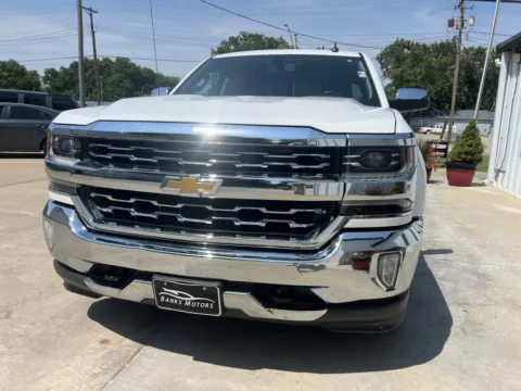 More photos of 2018 Chevrolet Silverado 1500 Crew Cab LTZ Pickup 4D 5 3/4 ft at Banks Motors LLC, MO