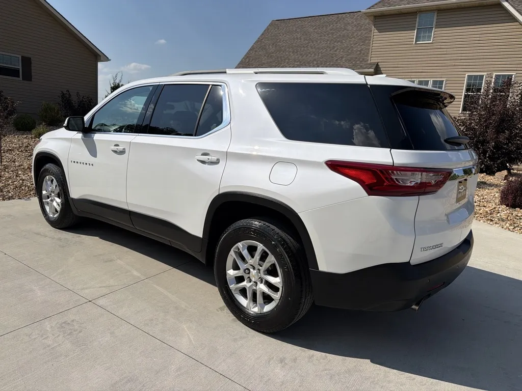 Another view of 2018 Chevrolet Traverse LT Sport Utility 4D for sale in Clinton, MO at Banks Motors LLC
