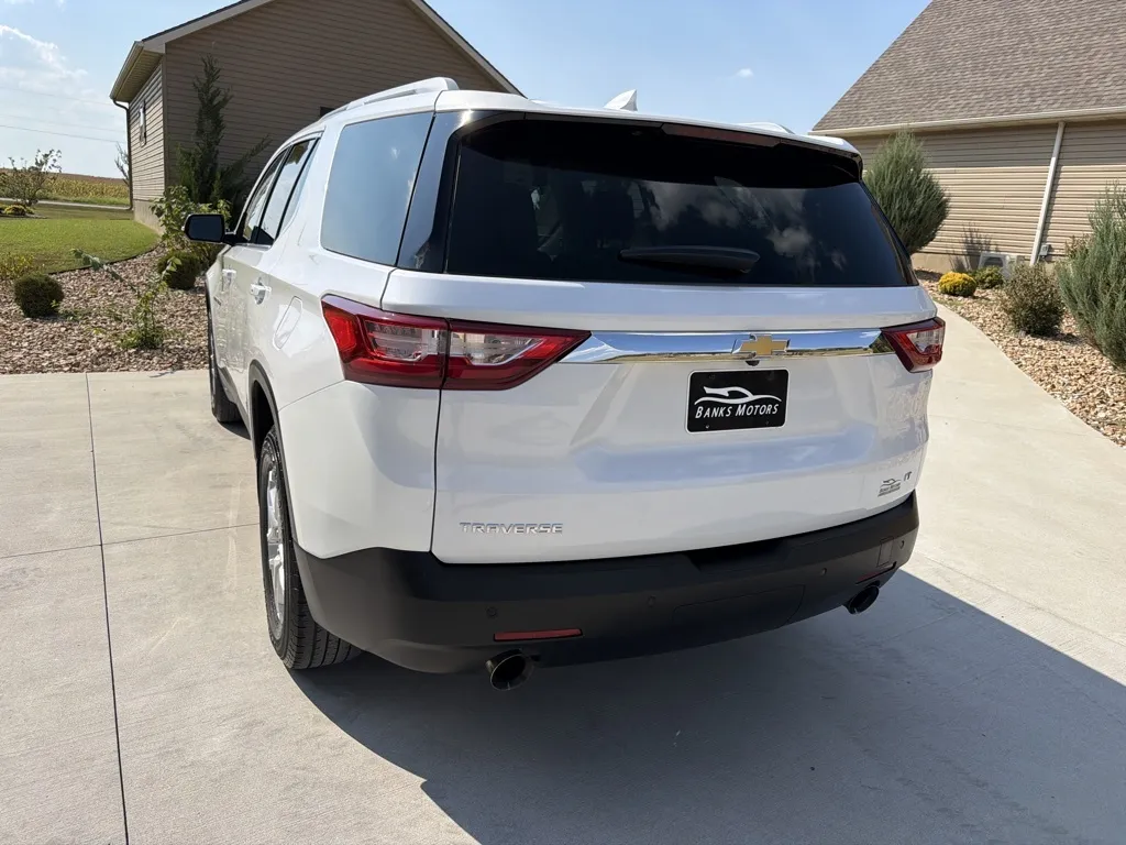 More photos of 2018 Chevrolet Traverse LT Sport Utility 4D at Banks Motors LLC, MO