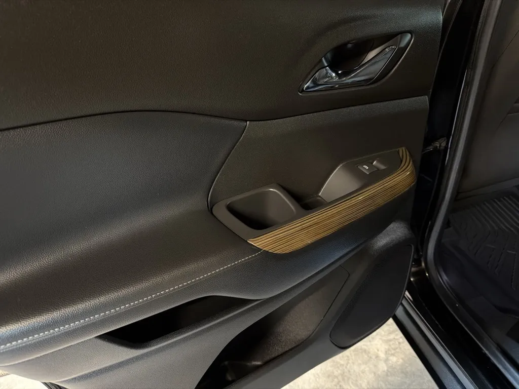 GMC Acadia photo 27
