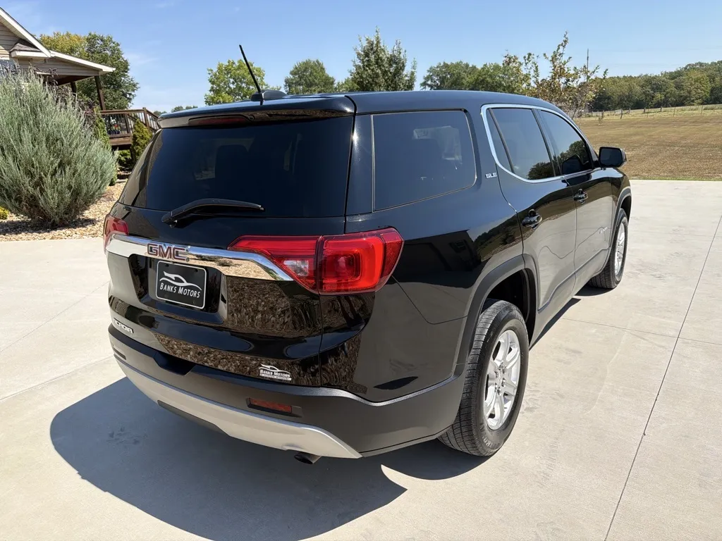 More photos of 2019 GMC Acadia SLE-1 Sport Utility 4D at Banks Motors LLC, MO