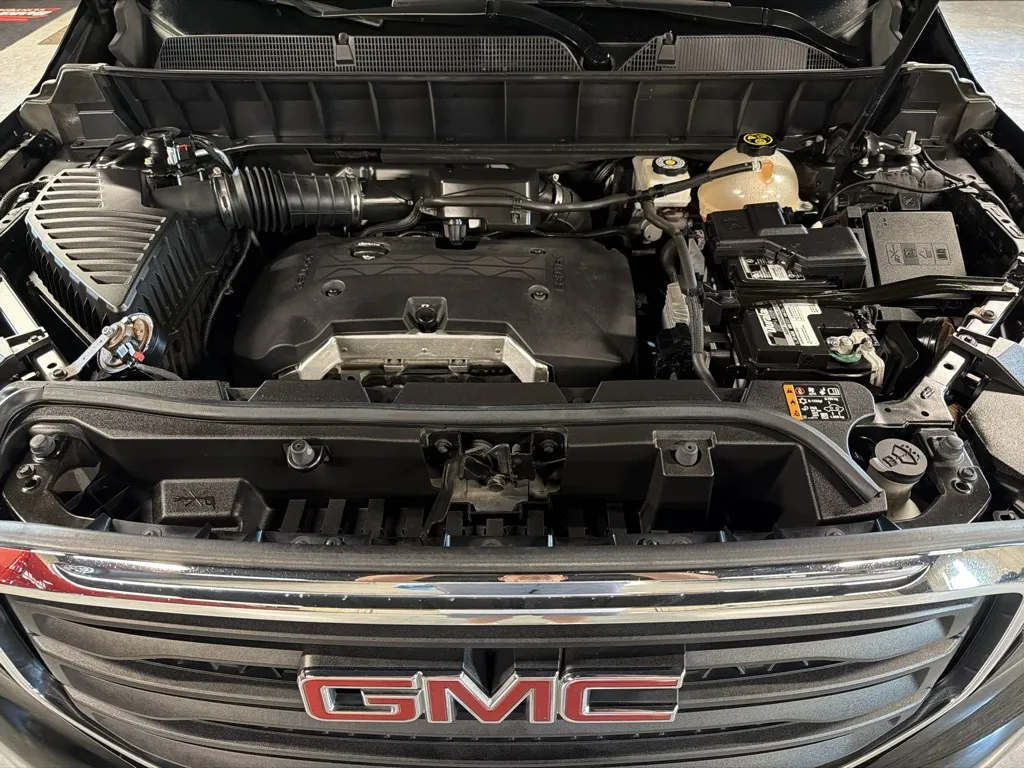 GMC Acadia photo 25