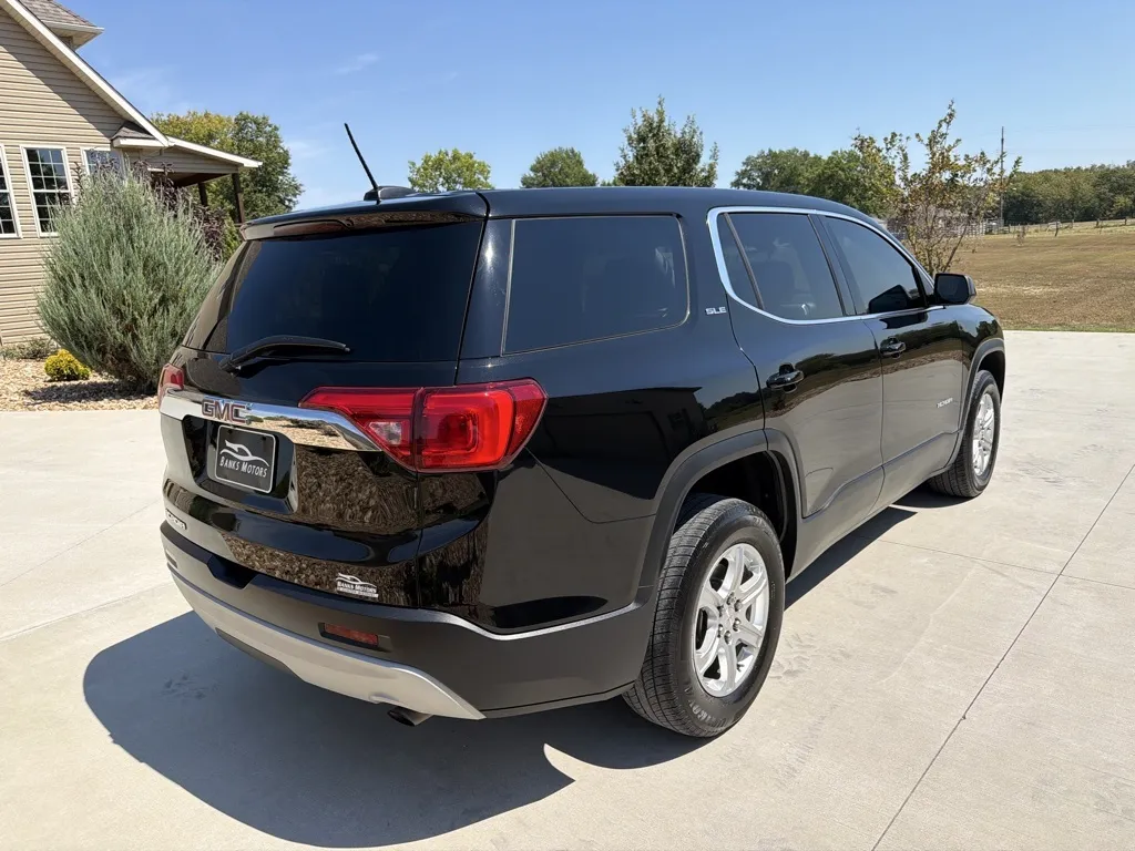 GMC Acadia photo 43