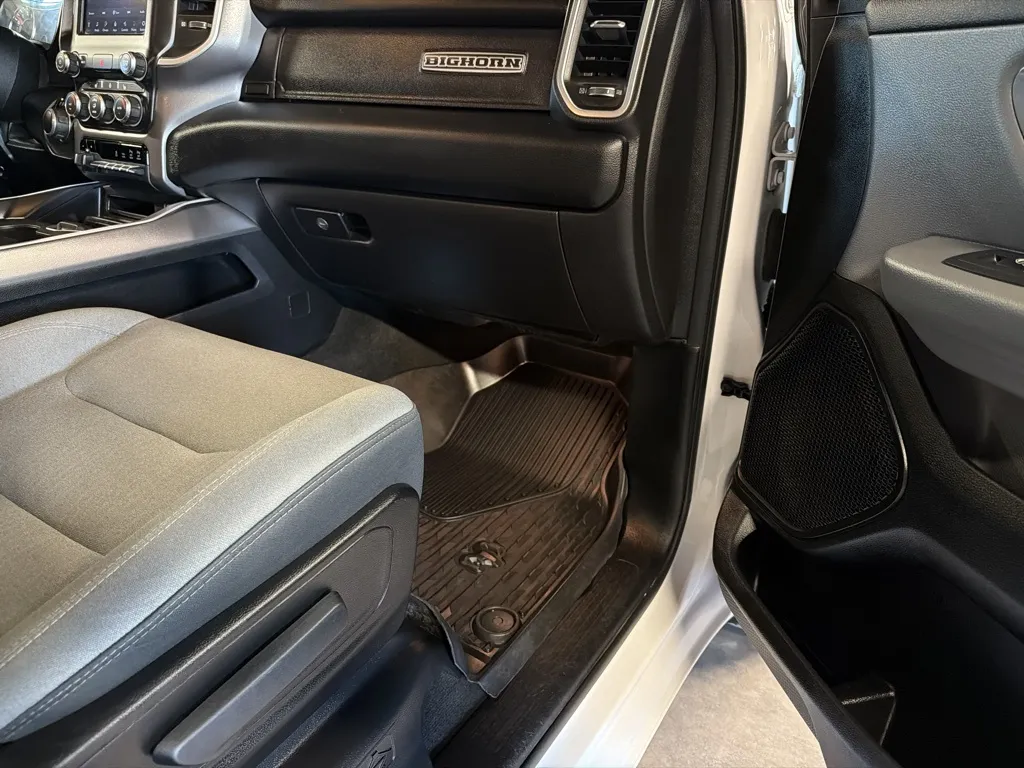 Ram 1500 photo 16